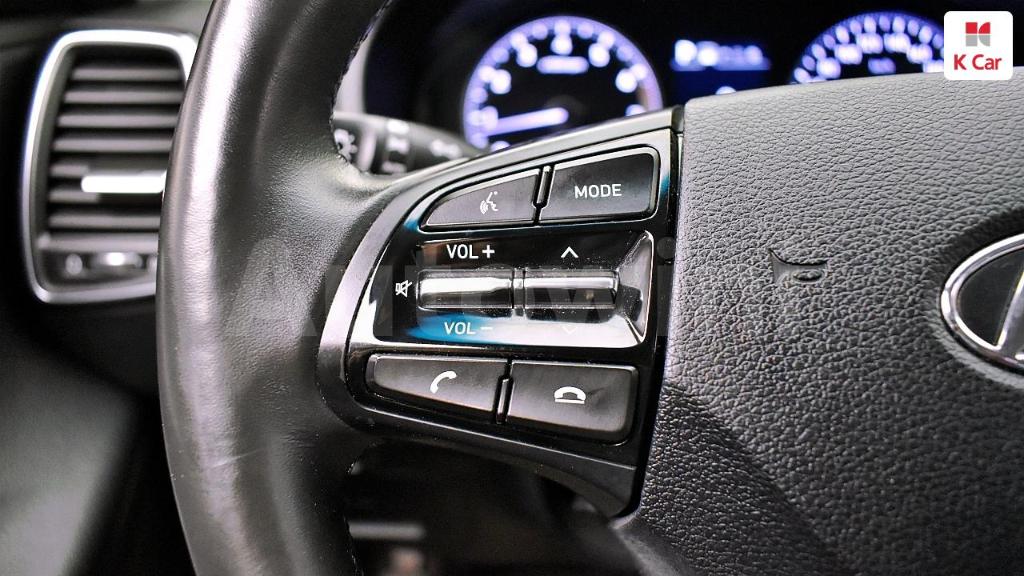 2019 HYUNDAI GRANDEUR IG AZERA 3.0 LPI MORDERN () - 20