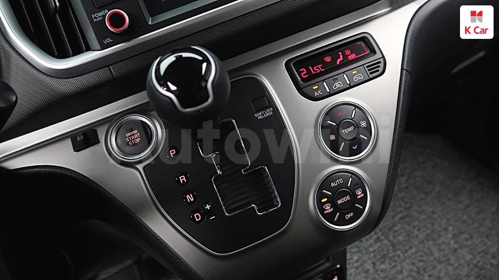 2021 KIA RAY SIGNATURE - 17