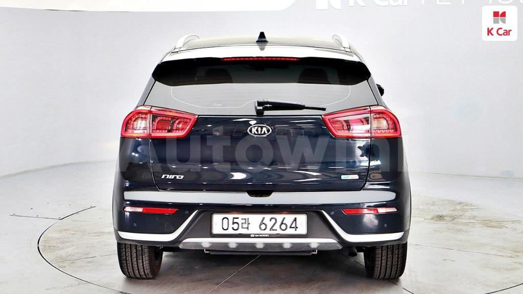 2018 KIA NIRO NOBLESSE - 4