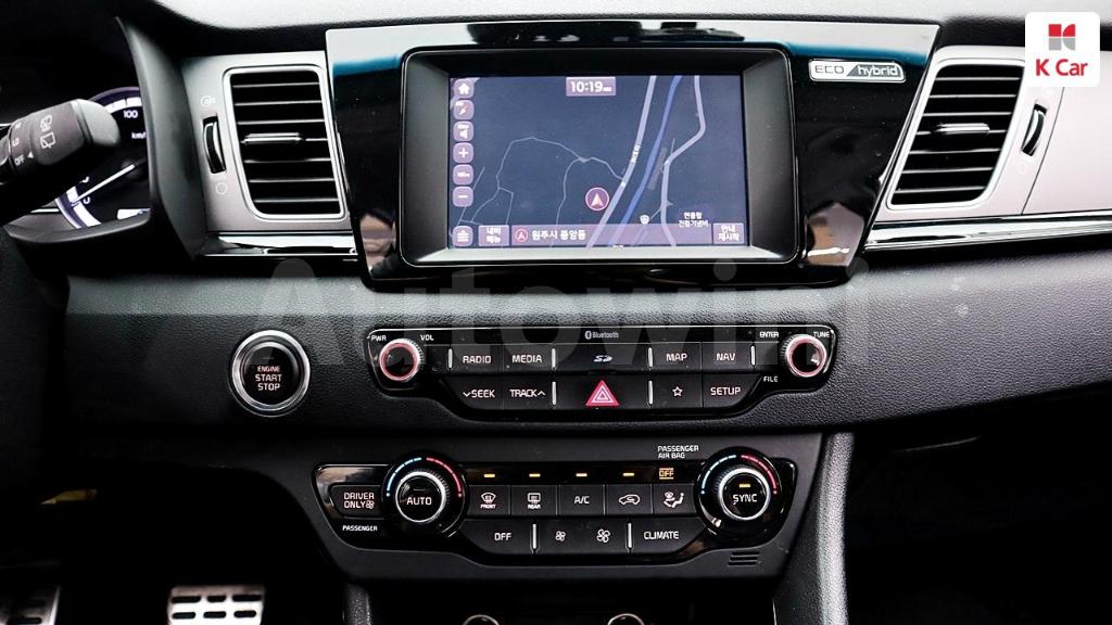 2018 KIA NIRO NOBLESSE - 9