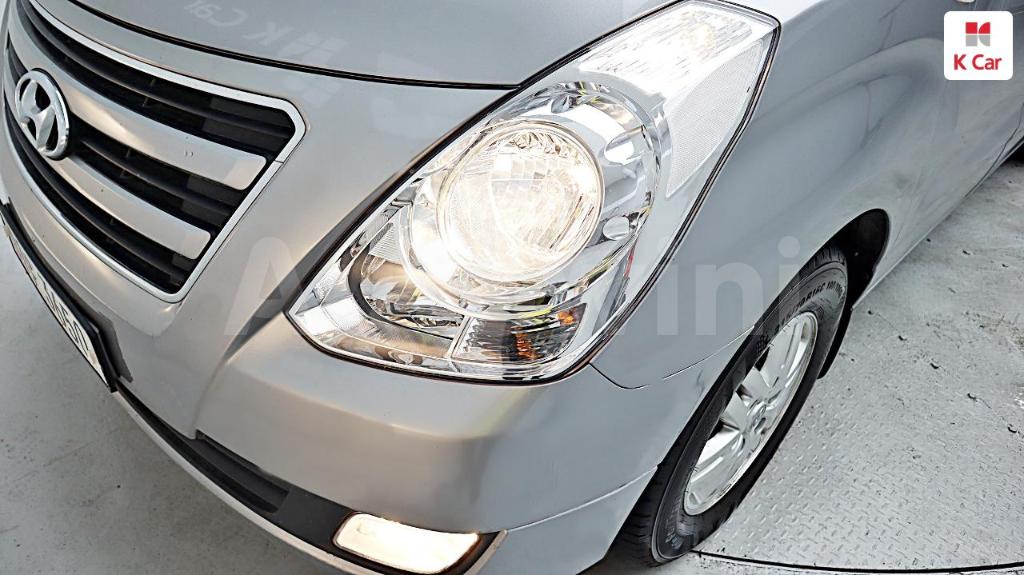 2018 HYUNDAI GRAND STAREX H-1 5 SEATS VAN - 13