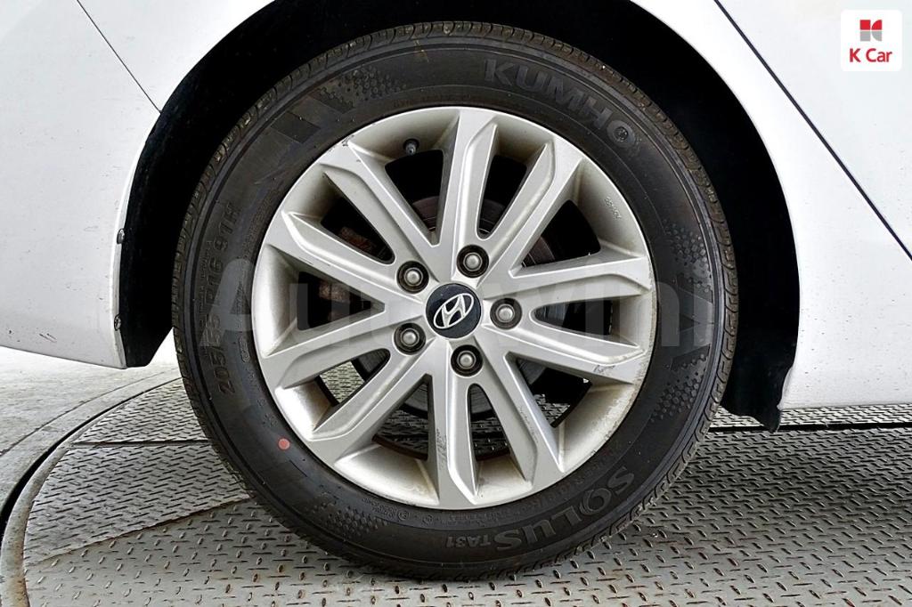 2015 HYUNDAI  AVANTE ELANTRA 1.6 GDI MORDERN - 8