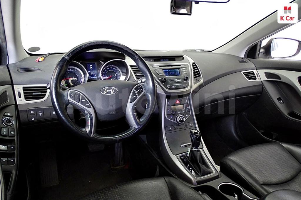 2015 HYUNDAI  AVANTE ELANTRA 1.6 GDI MORDERN - 9