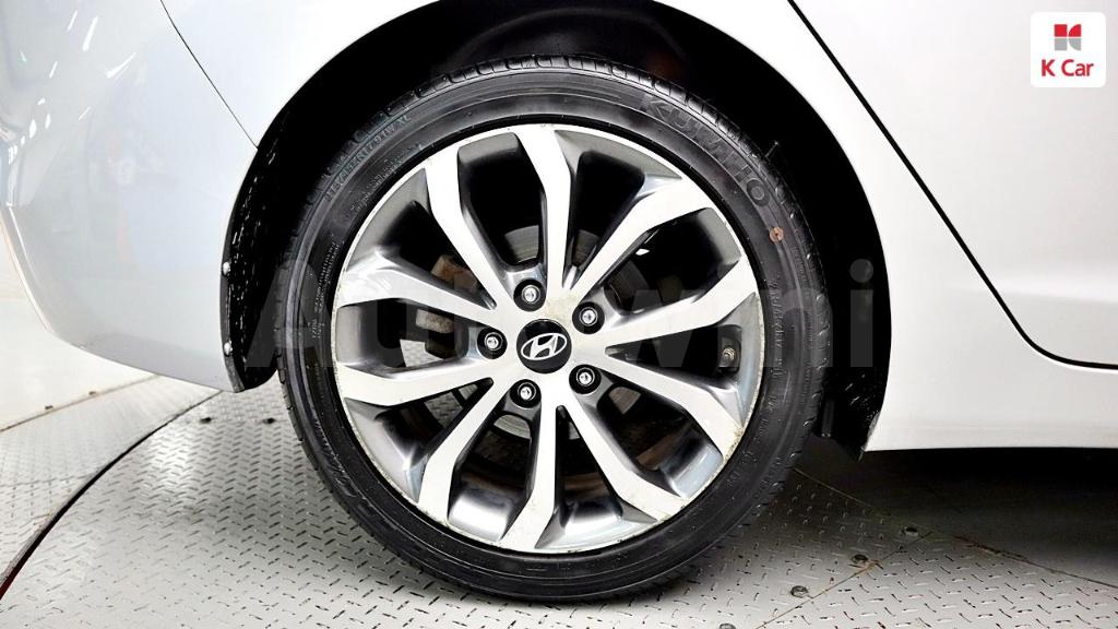 2014 HYUNDAI AVANTE MD ELANTRA M16 GDI PREMIUM - 8