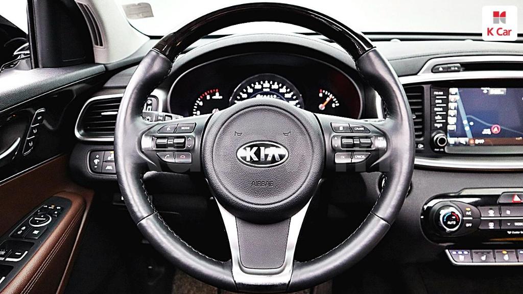 2015 KIA  SORENTO DIESEL 2.0 2WD - 16