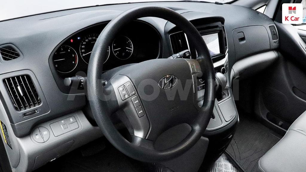 2018 HYUNDAI GRAND STAREX H-1 3 SEATS VAN - 18