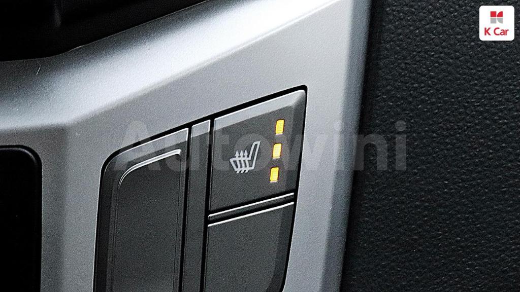 2018 HYUNDAI GRAND STAREX H-1 3 SEATS VAN - 28