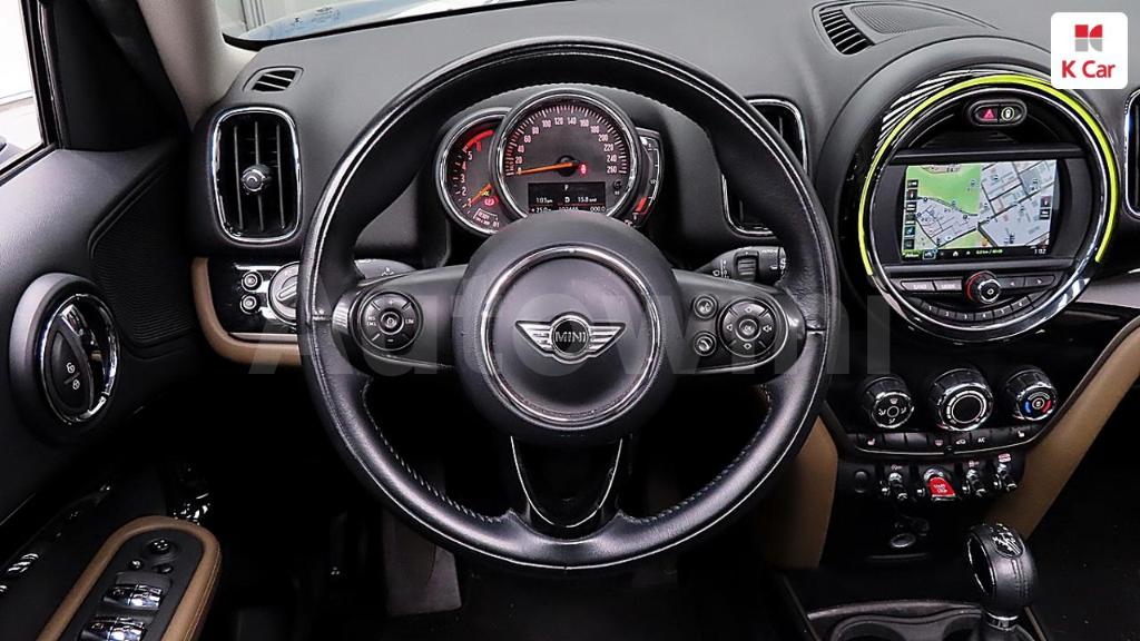 2018 MINI COOPER COUNTRYMAN D BASIC - 8