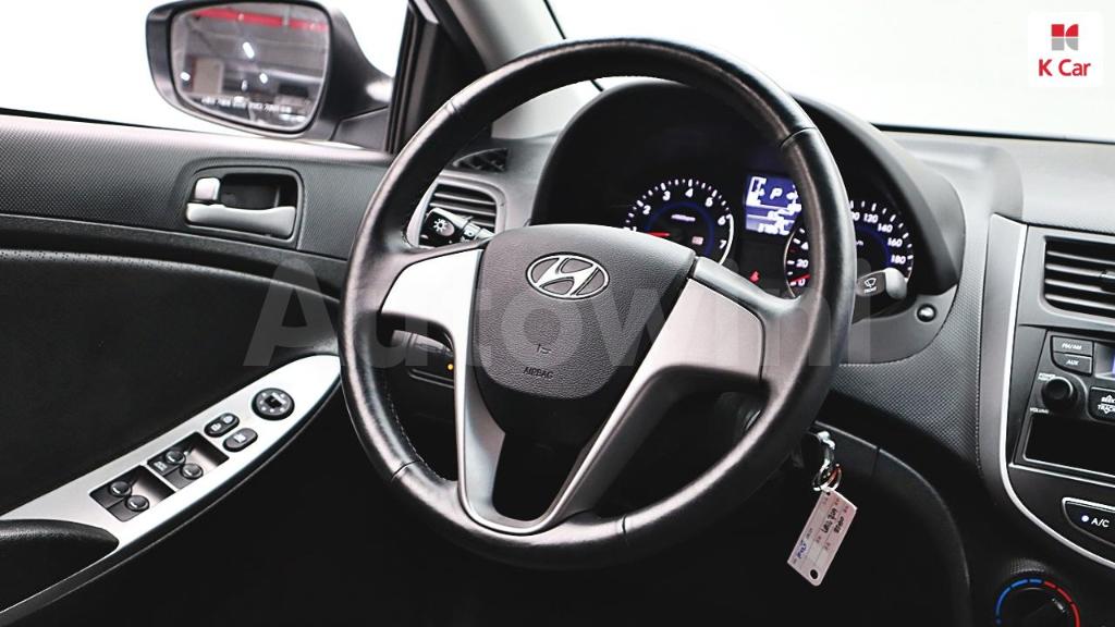 2017 HYUNDAI ACCENT  1.4 VVT SMART - 19