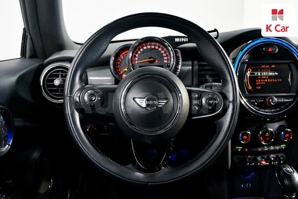 2018 MINI COOPER CONVERTIBLE BASIC - 11