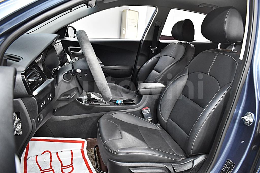 2020 KIA NIRO LUXURY - 24