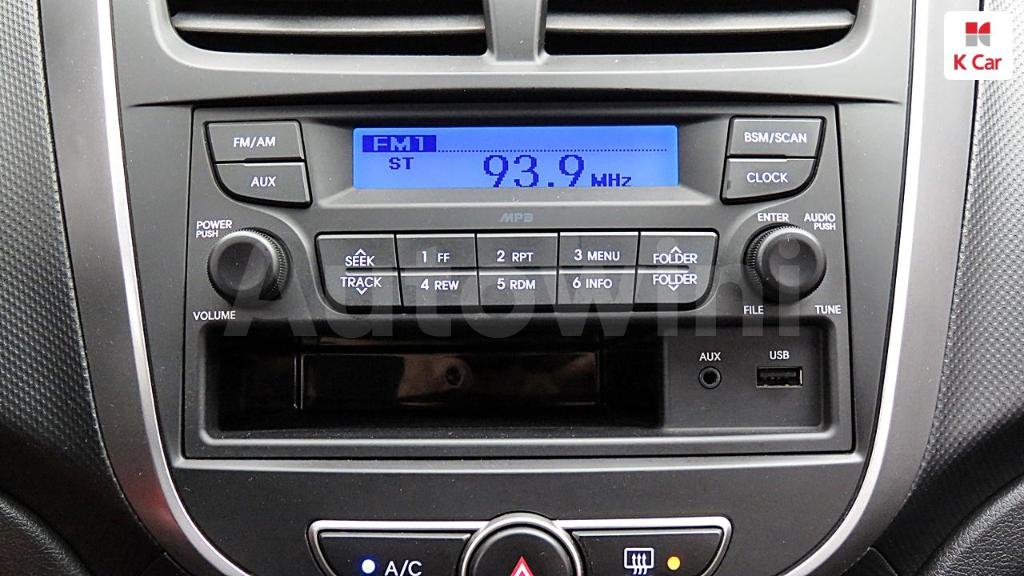 2017 HYUNDAI ACCENT  WIT DIESEL 1.6 VGT SMART - 26