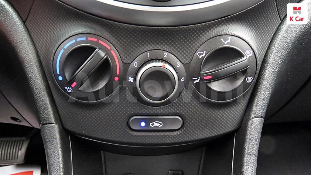 2017 HYUNDAI ACCENT  WIT DIESEL 1.6 VGT SMART - 29