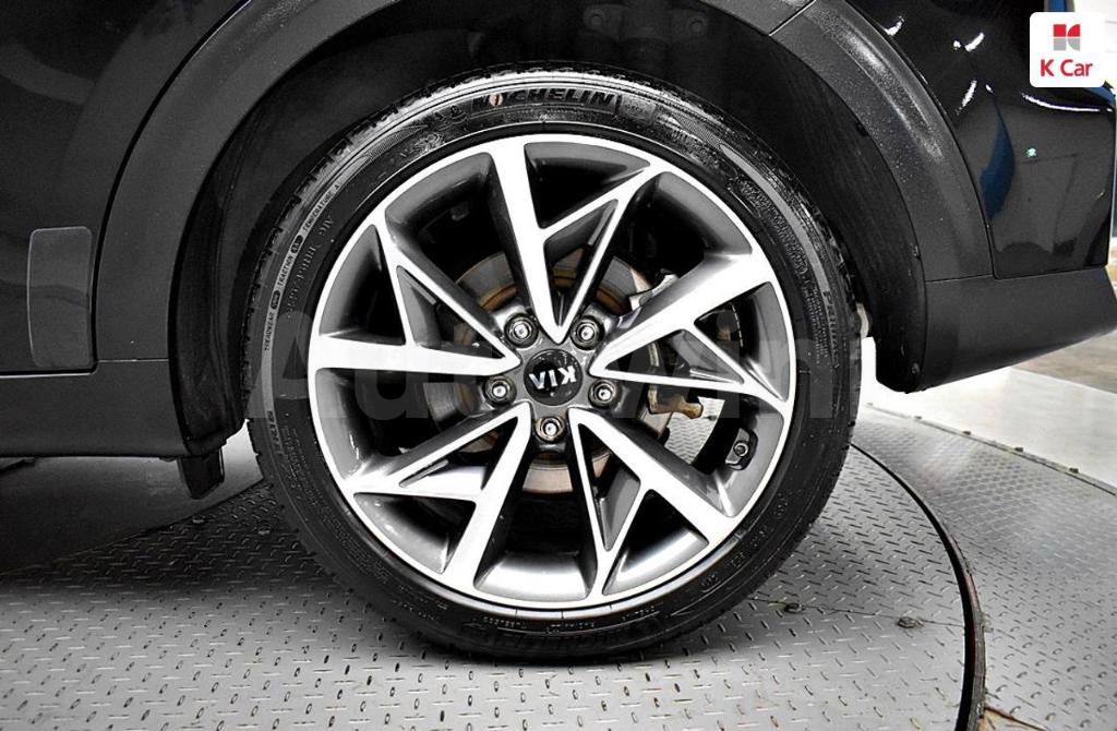 KNACE81CGLA410927 2020 KIA NIRO NOBLESSE SPECIAL-5