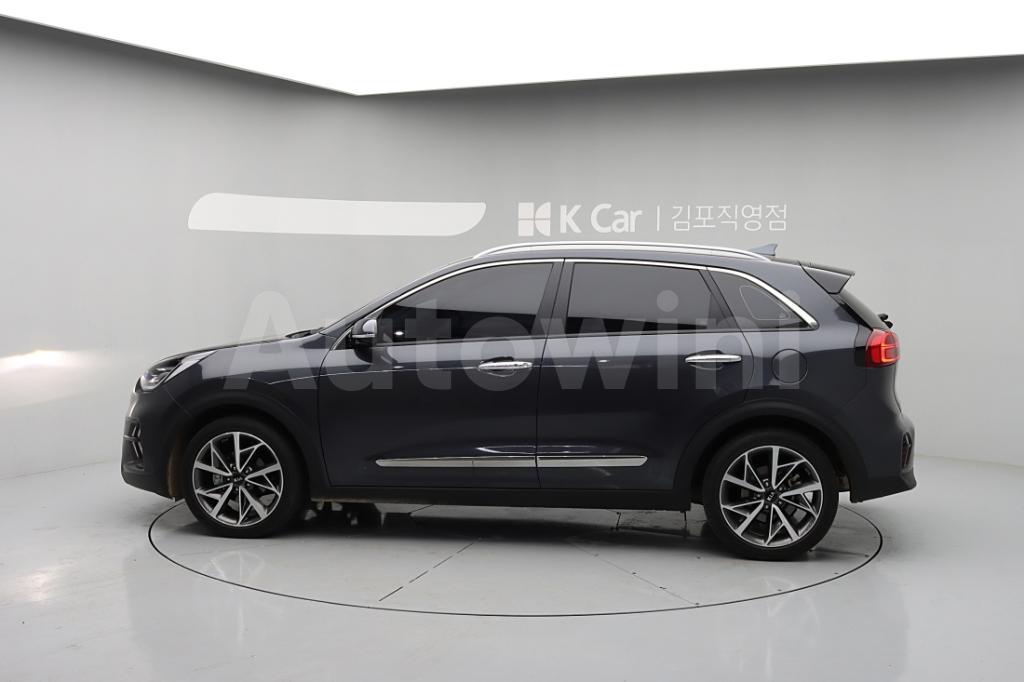 KNACE81CGLA419965 2020 KIA NIRO NOBLESSE SPECIAL-4