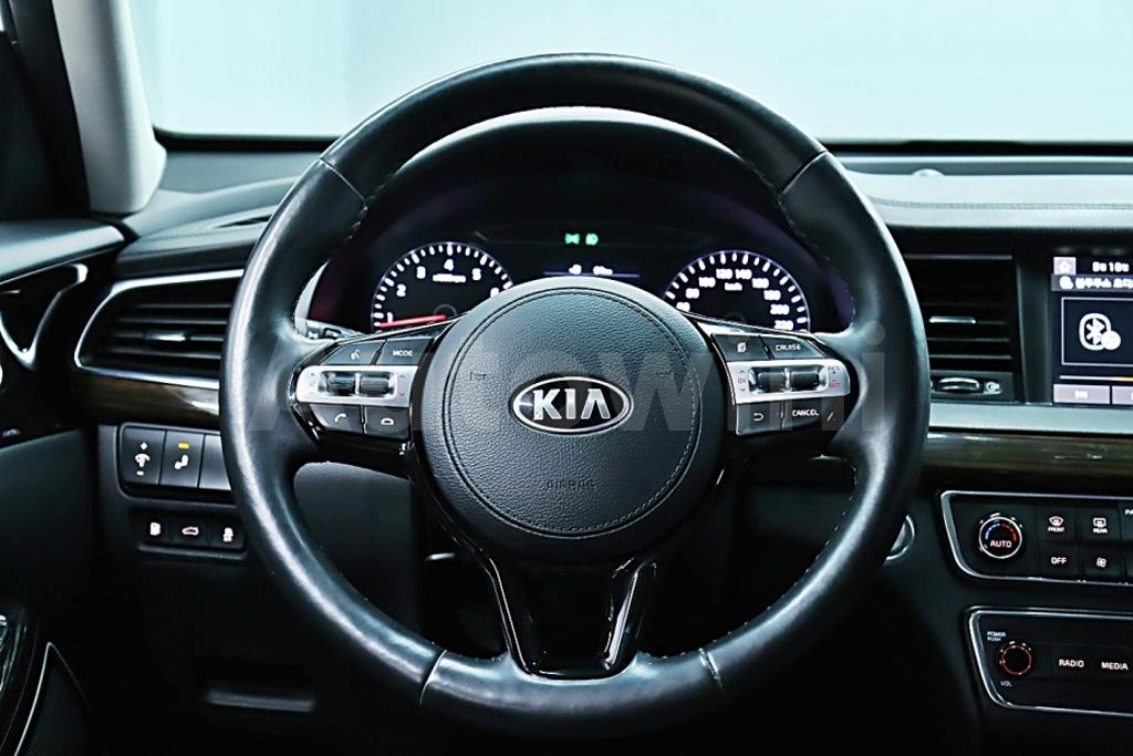 2018 KIA  K7 CADENZA 2.4 GDI LIMITED - 31