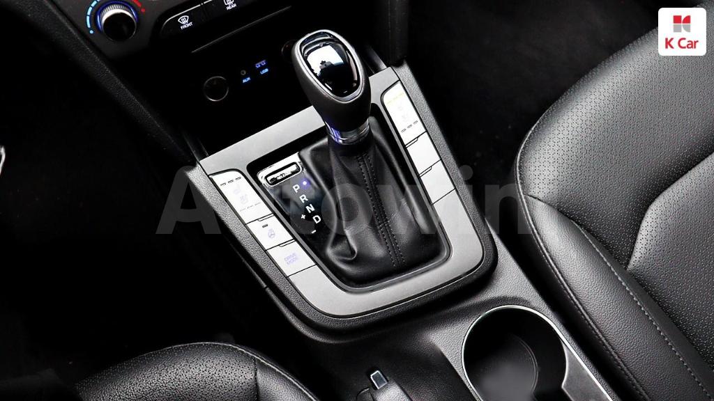 2018 HYUNDAI AVANTE AD ELANTRA 1.6 LPI SMART() - 8