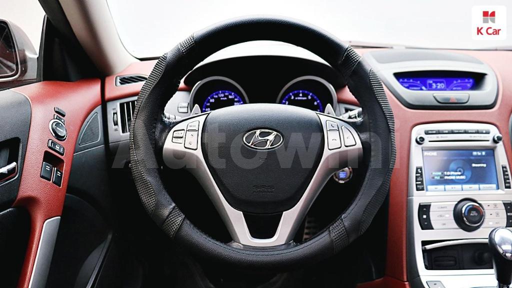2010 HYUNDAI GENESIS COUPE 200 TURBO RW - 11