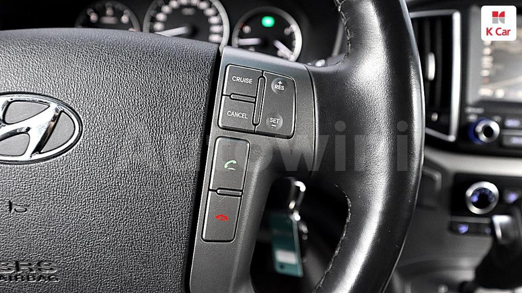 2017 HYUNDAI GRAND STAREX H-1 3 SEATS VAN - 20