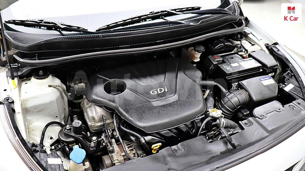 2016 HYUNDAI ACCENT  WIT 1.6 GDI PREMIUM - 17