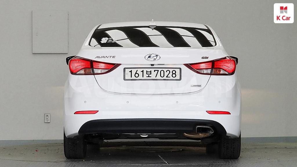 KMHDH41DBGU526599 2016 HYUNDAI  AVANTE ELANTRA 1.6 GDI LIMITED-3