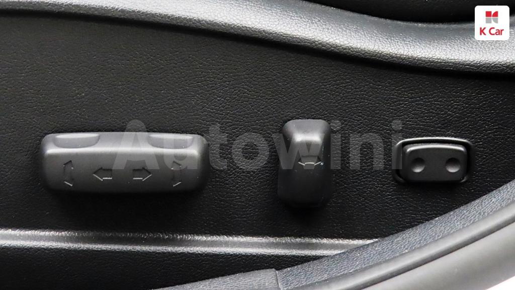 2016 HYUNDAI  AVANTE ELANTRA 1.6 GDI LIMITED - 12