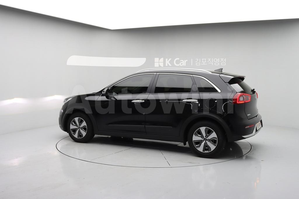 2018 KIA NIRO NOBLESSE - 6