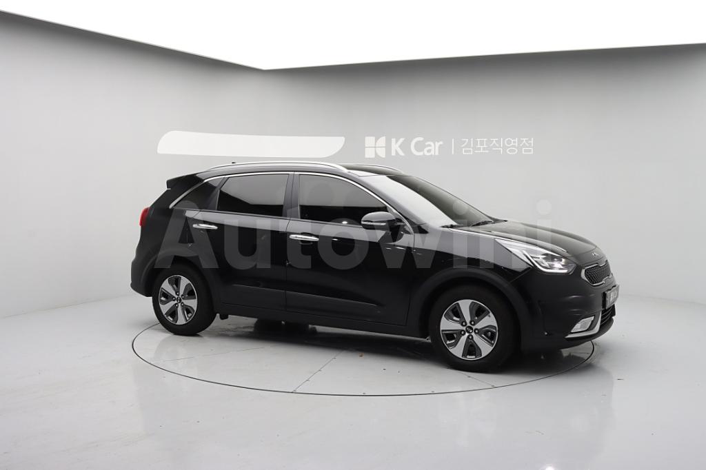 2018 KIA NIRO NOBLESSE - 11