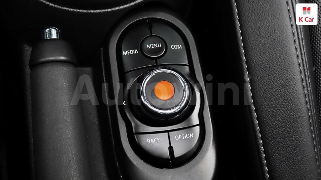 2019 MINI COOPER D BASIC - 19