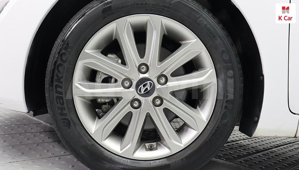 KMHDG41DBGU578517 2016 HYUNDAI  AVANTE ELANTRA 1.6 GDI SMART-5