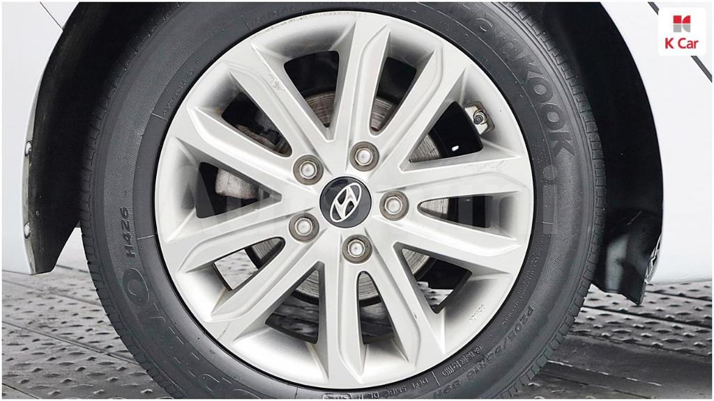 2015 HYUNDAI  AVANTE ELANTRA 1.6 GDI SMART - 7