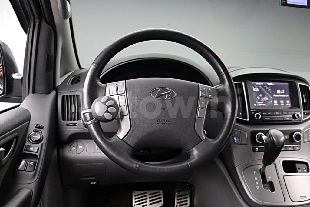 2017 HYUNDAI GRAND STAREX H-1 5 SEATS VAN - 19
