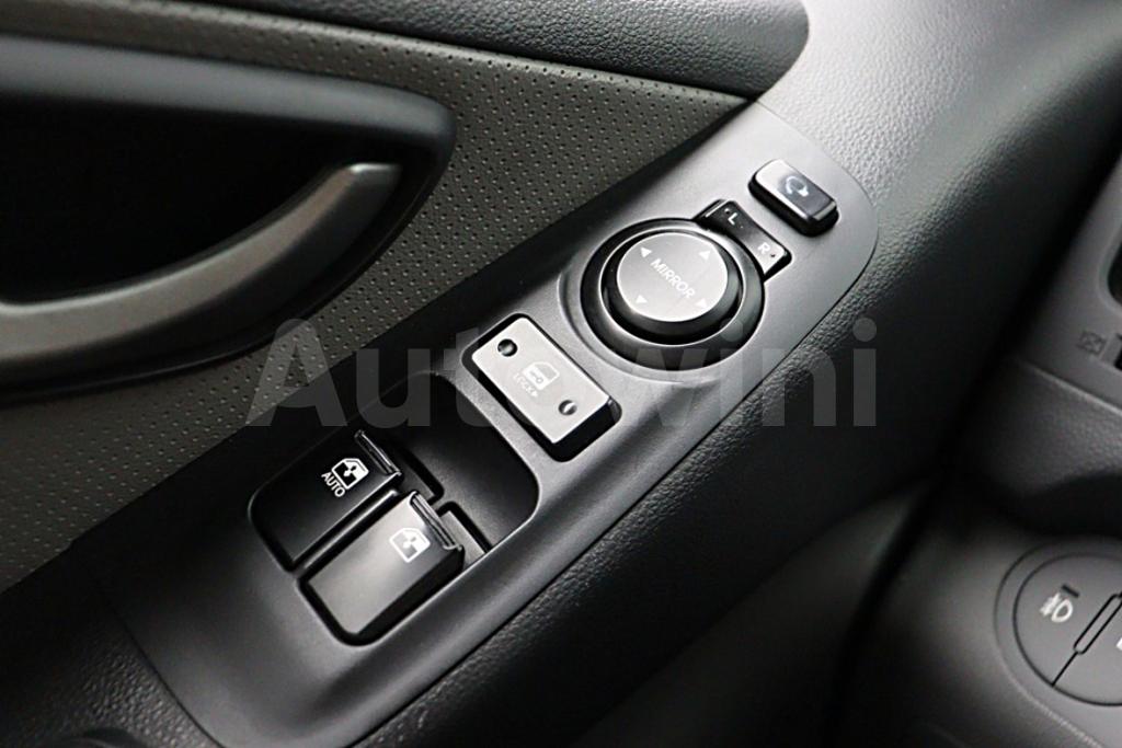 2017 HYUNDAI GRAND STAREX H-1 5 SEATS VAN - 21