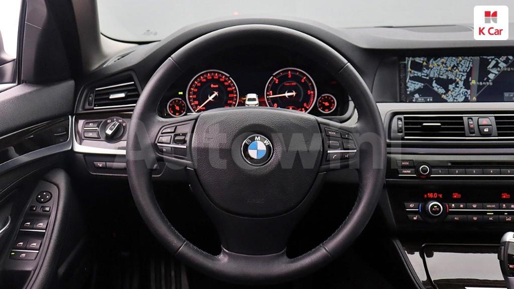2013 BMW 5 SERIES F10  520D - 18