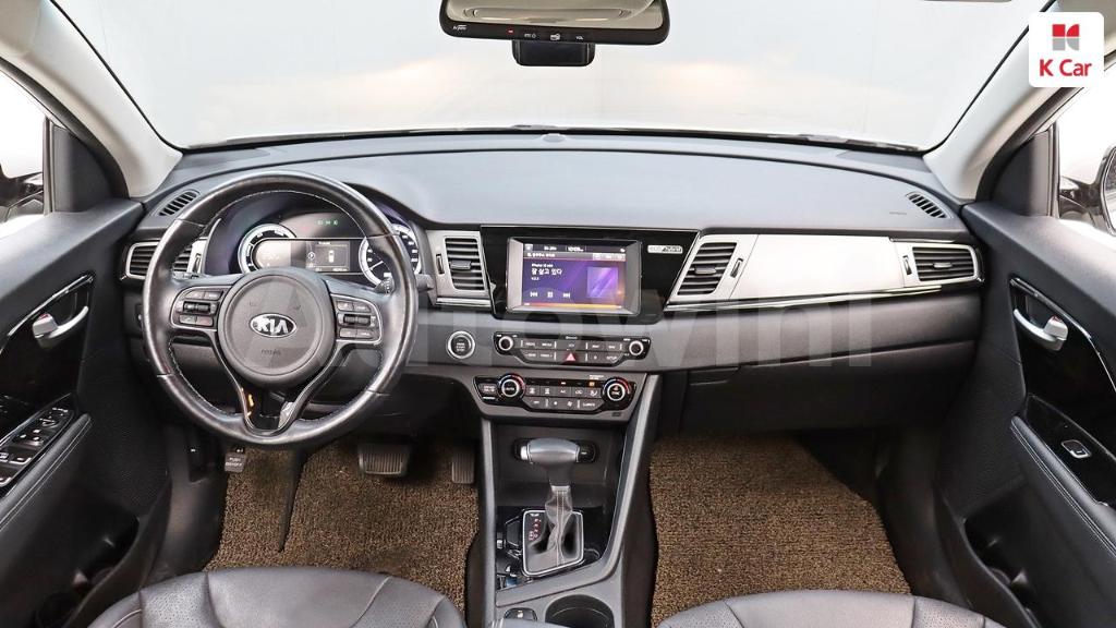2018 KIA NIRO PRESTIGE - 11