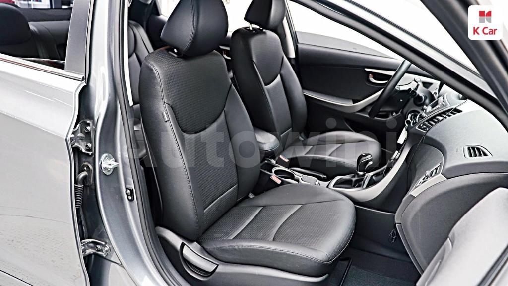 2016 HYUNDAI  AVANTE ELANTRA 1.6 GDI SMART - 13
