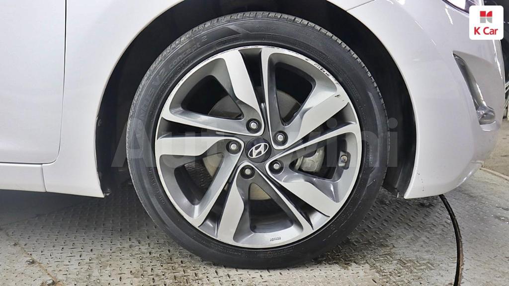 2015 HYUNDAI  AVANTE ELANTRA 1.6 GDI PREMIUM - 7