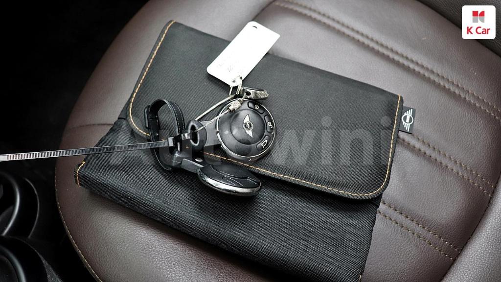 2014 MINI COOPER COUNTRYMAN D BASIC - 27