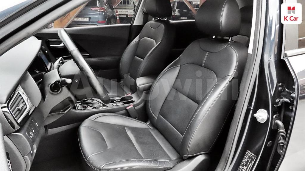 2017 KIA NIRO NOBLESSE - 12