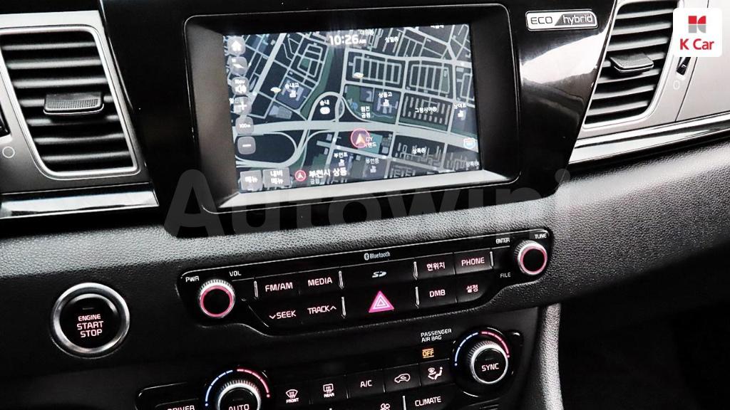 2017 KIA NIRO NOBLESSE - 18