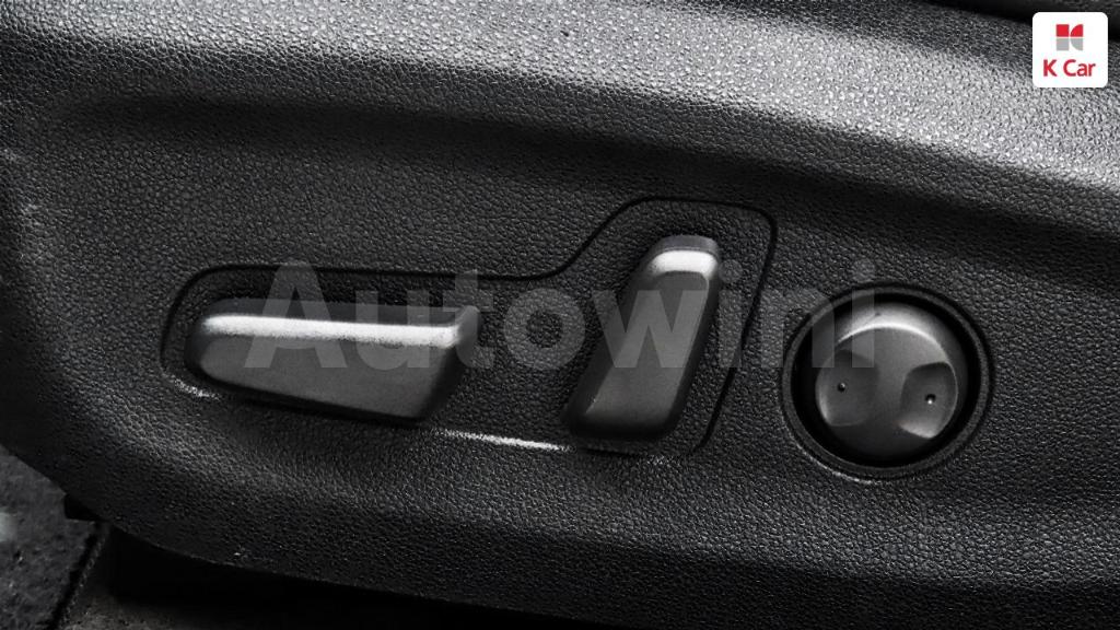 2017 KIA NIRO NOBLESSE - 27