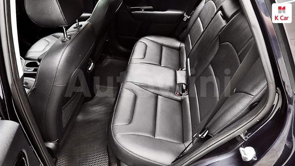 2018 KIA NIRO PRESTIGE - 13
