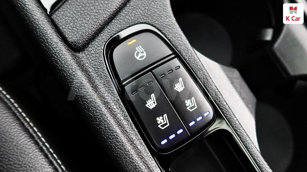2018 KIA NIRO PRESTIGE - 22