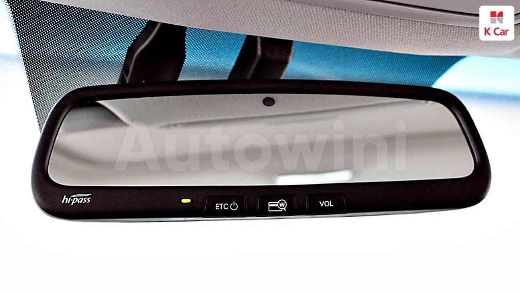 2018 KIA NIRO PRESTIGE - 13