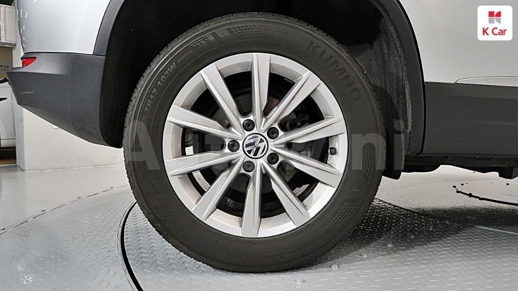 2014 VOLKSWAGEN  TIGUAN 2.0 TDI COMFORT - 8