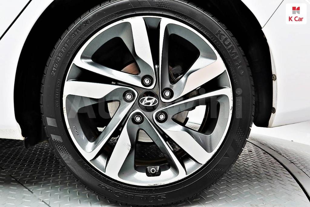 2015 HYUNDAI  AVANTE ELANTRA 1.6 GDI PREMIUM - 7