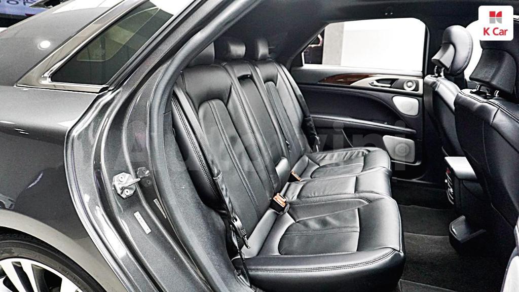2019 LINCOLN MKZ HYBRID RESERVE 600A - 12
