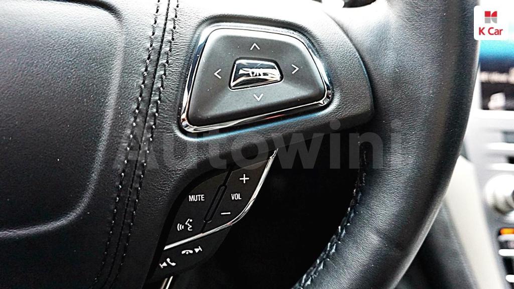 2019 LINCOLN MKZ HYBRID RESERVE 600A - 16
