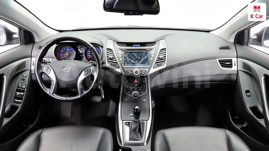 2016 HYUNDAI  AVANTE ELANTRA 1.6 GDI SMART - 10