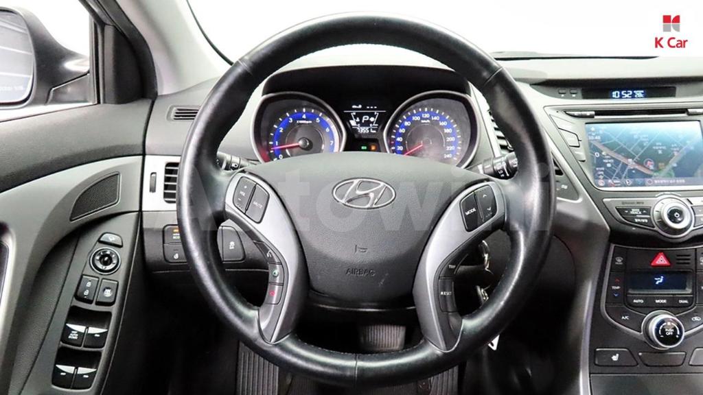 2016 HYUNDAI  AVANTE ELANTRA 1.6 GDI SMART - 13